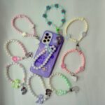 Cadena con adhesivo para celular