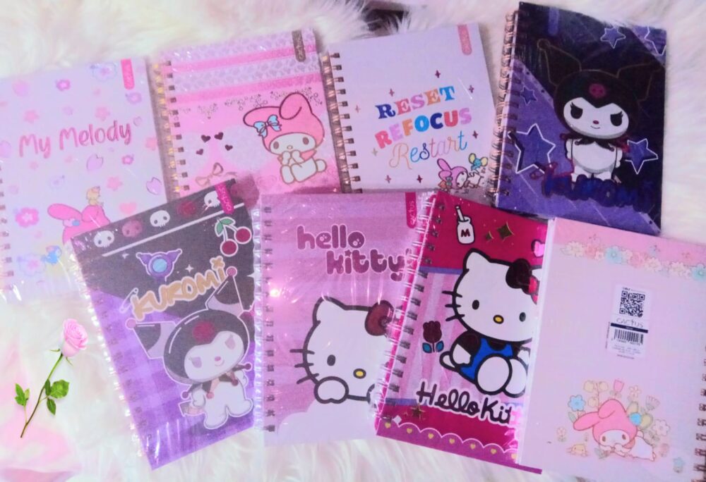 Cuaderno pasta dura  doble anillo, 100 hojas, Sanrio con membretes - Imagen 1