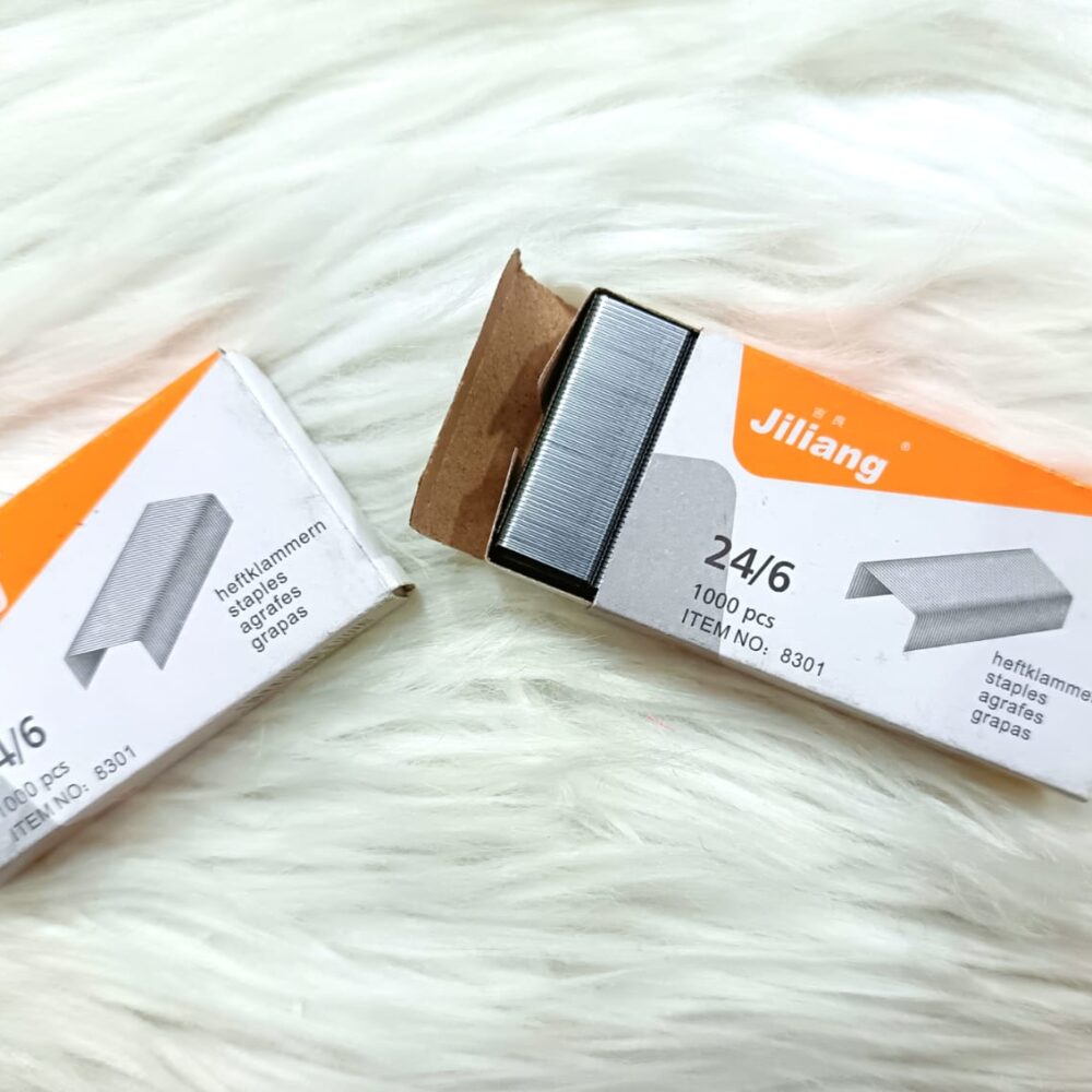 Mini caja de grapas