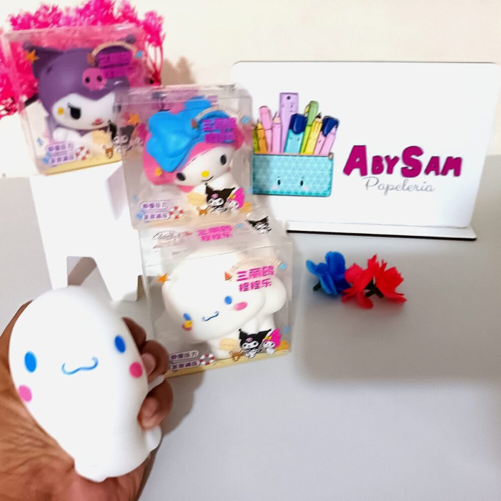 Muñeco Sanrio anti estrés