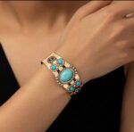 Brazalete joyería hierro con incrustaciones turquesa estilo vintage - Imagen 2