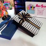 Caja de regalo rectangular 16x16 cms