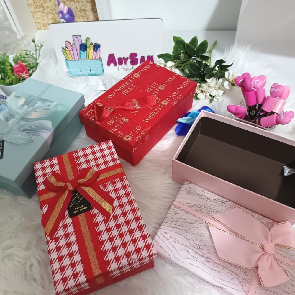Caja pequeña para regalo