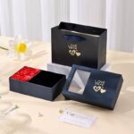 Caja de regalo joyero con flores aromáticas