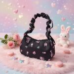 Mini cartera de hombro con diseños
