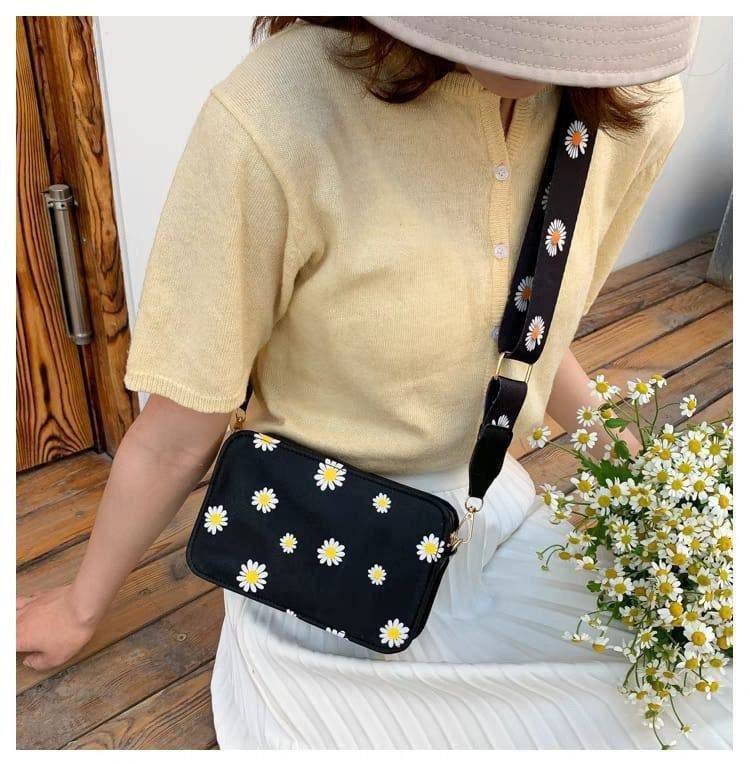Cartera margarita