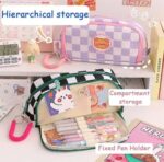 Cartuchera de cuadros con colgante