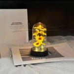 Girasol eterno con cubierta y luces de hada