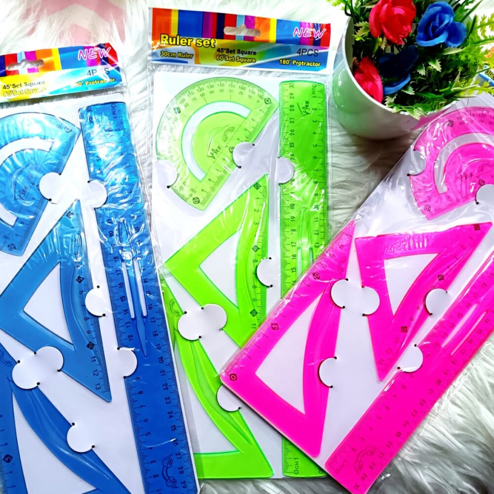 Juego geométrico 30 cms flexible