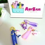 Llavero Sanrio dorado