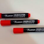 Marcador permanente Lancer rojo