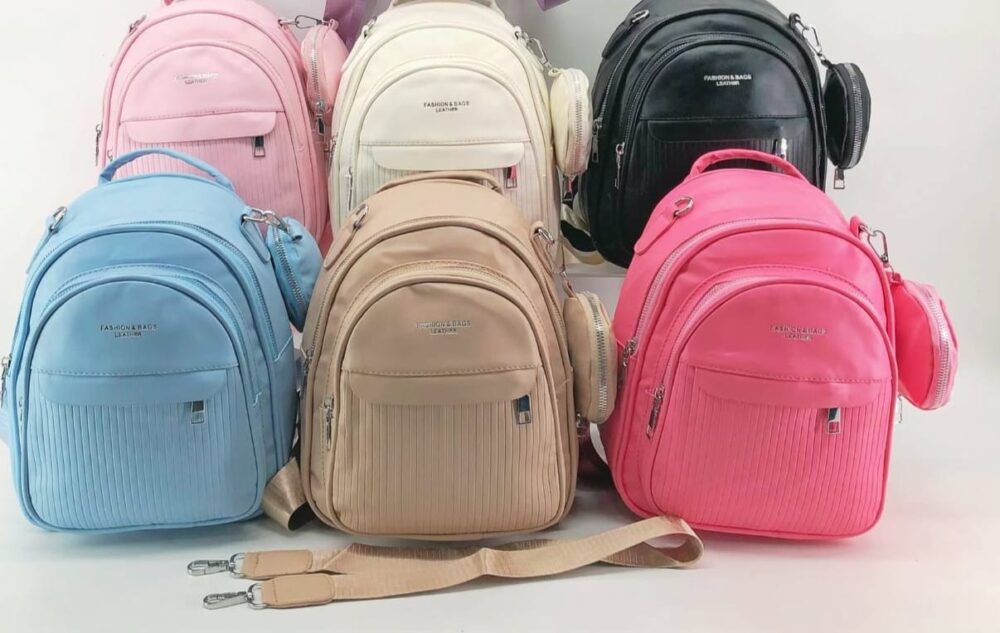 Mochila pequeña de cuero con monedero - Imagen 1