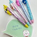 Pluma gel tinta azul modelo laberinto BTS