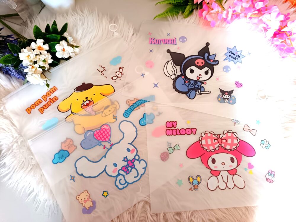 Carpeta portadocumento Sanrio transparente - Imagen 1