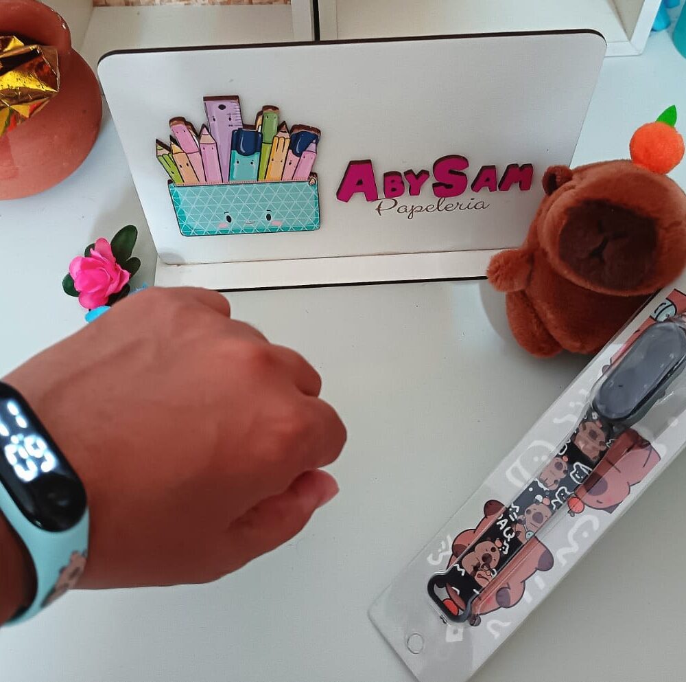 Reloj Capibara