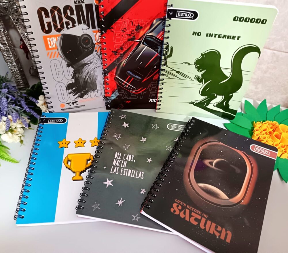 Cuaderno universitario de cuadros marca ESTILO - Imagen 2